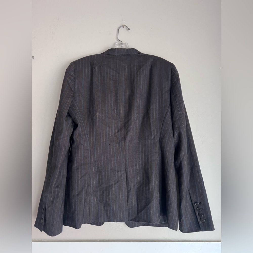 DKNY Dark Gray Pinstripe Blazer Size 12 - Picture 5 of 6